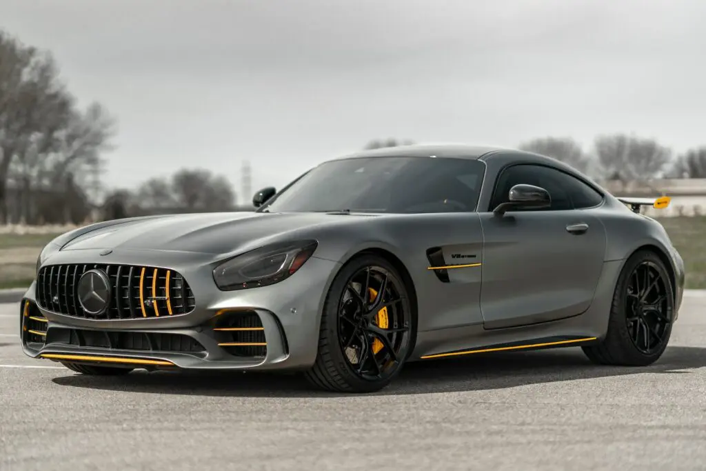 Mercedes-Benz New Zealand - The long, curved bonnet of the Mercedes-AMG GT  C Roadster contrasts seductively with its top-down feature. Experience the  next level in open-top driving.